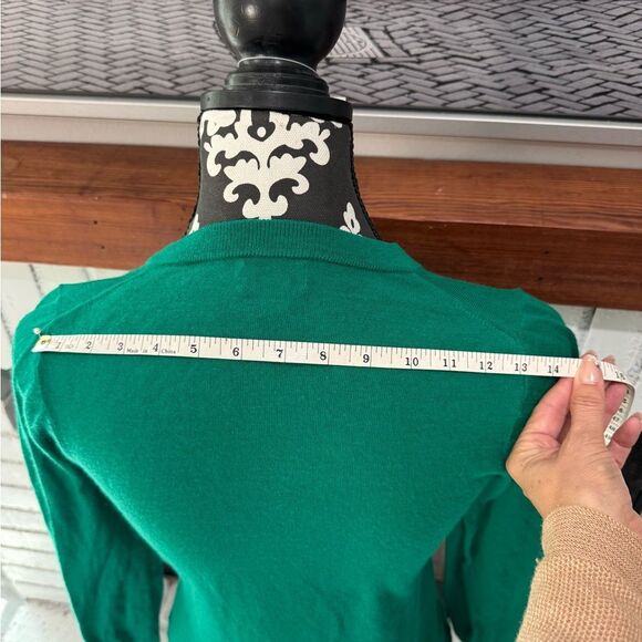 J. Crew Women Sweater Green Small Merino Wool Blend VNeck Pullover Long Sleeve - Picture 3 of 8
